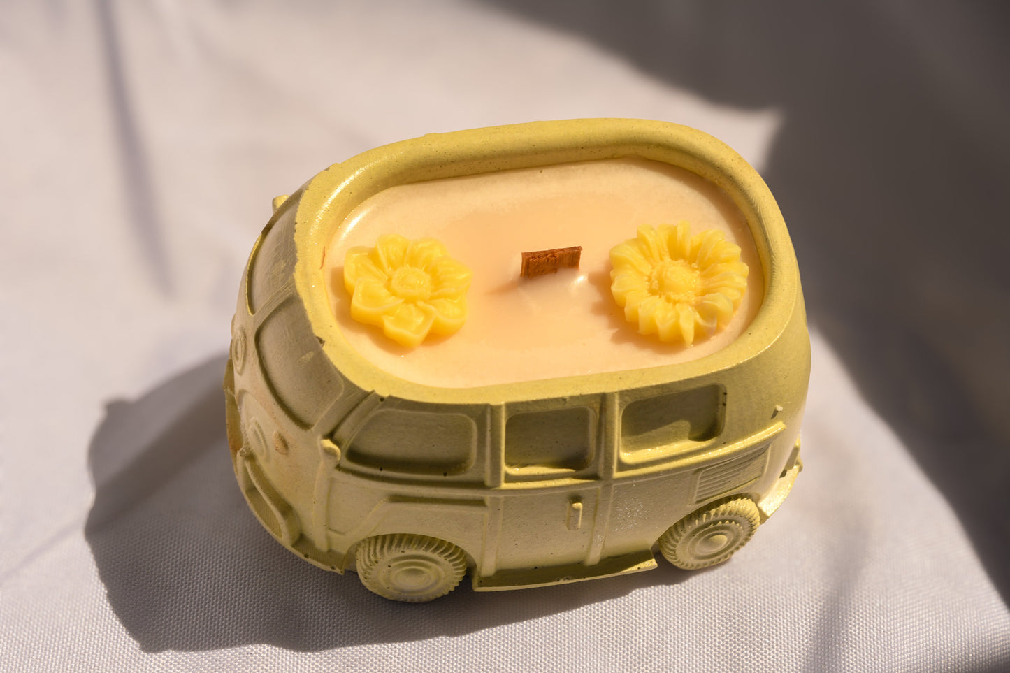 Retro Van Candle | Wood Wick