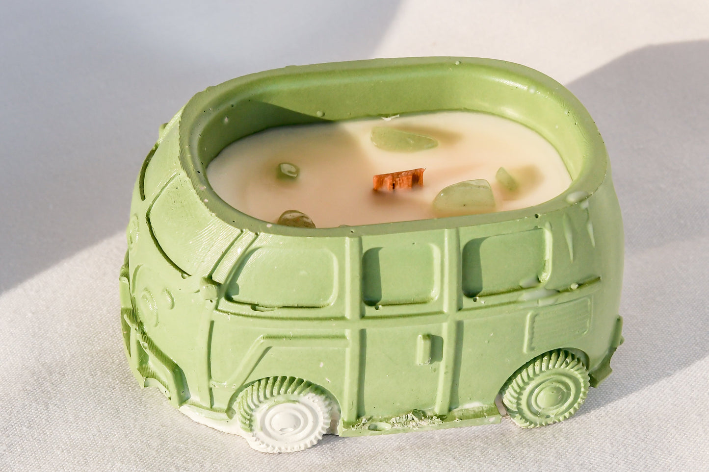 Retro Van Candle | Wood Wick