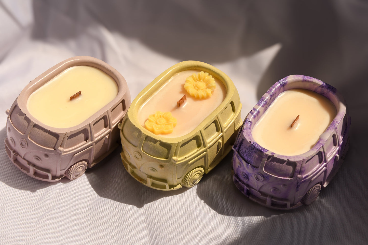 Retro Van Candle | Wood Wick